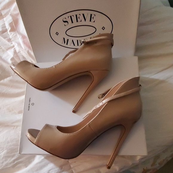 Shoes - Picture 3 of 6